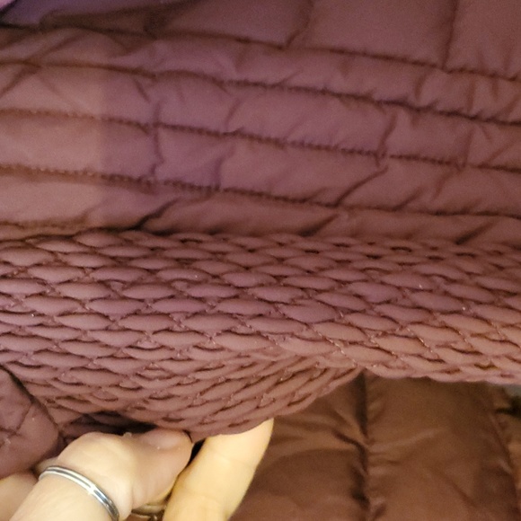 Bernardo Down & PrimaLoft® Walker Jacket In Garnet Size XS NWOT'S - Picture 6 of 15